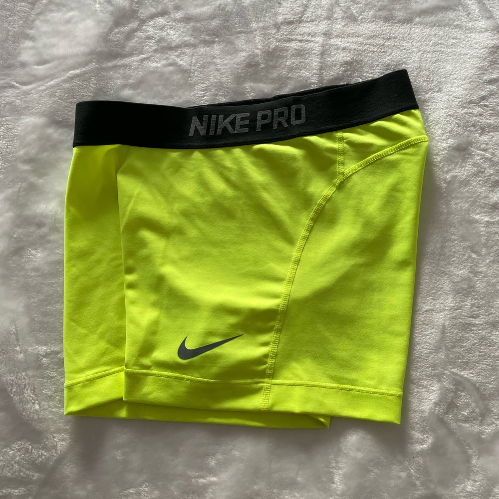 NIKE PRO DRI FIT